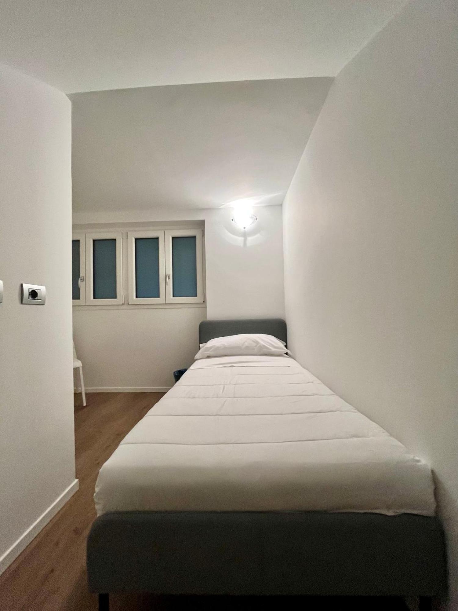 Central Side Apartment ميلان المظهر الخارجي الصورة