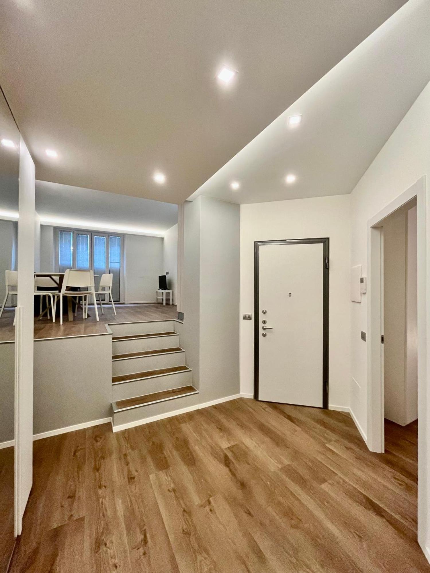 Central Side Apartment ميلان المظهر الخارجي الصورة