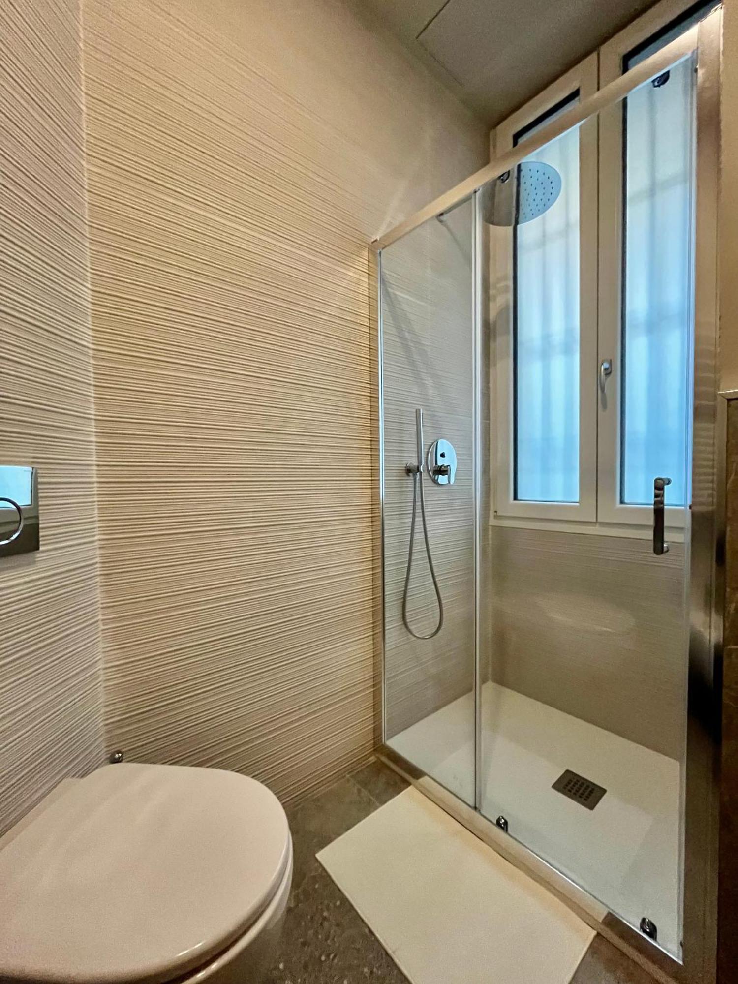 Central Side Apartment ميلان المظهر الخارجي الصورة