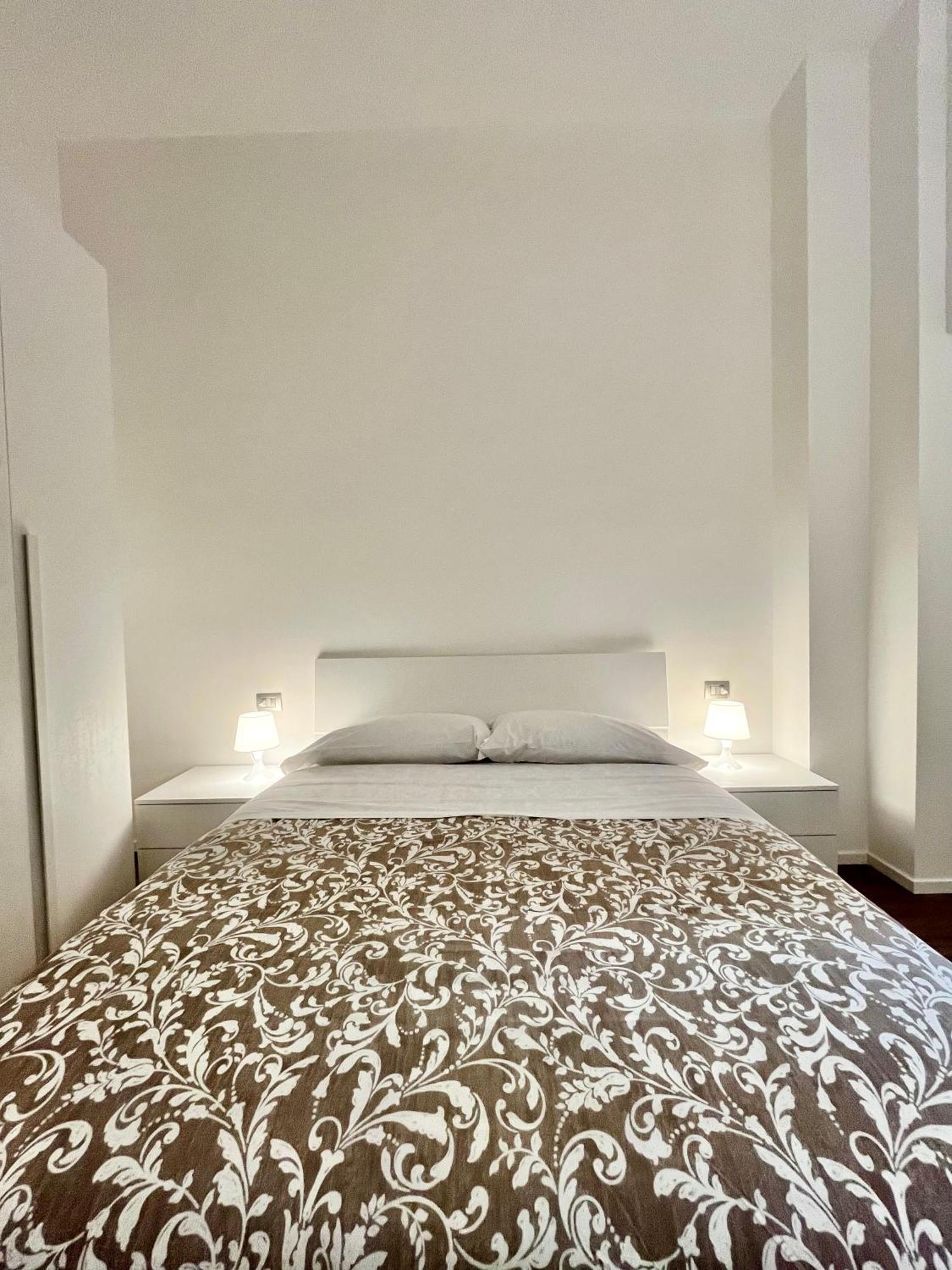Central Side Apartment ميلان المظهر الخارجي الصورة