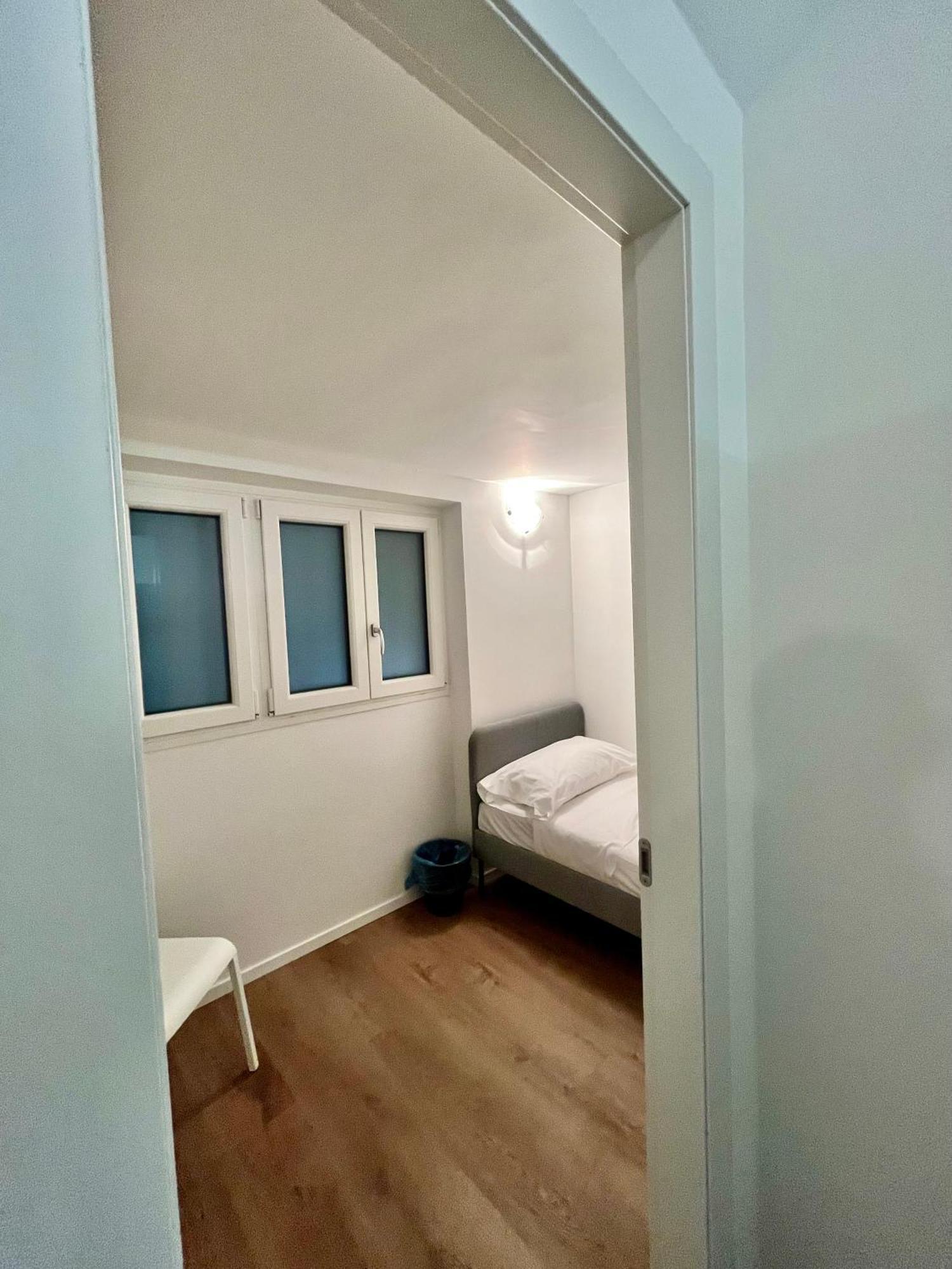 Central Side Apartment ميلان المظهر الخارجي الصورة