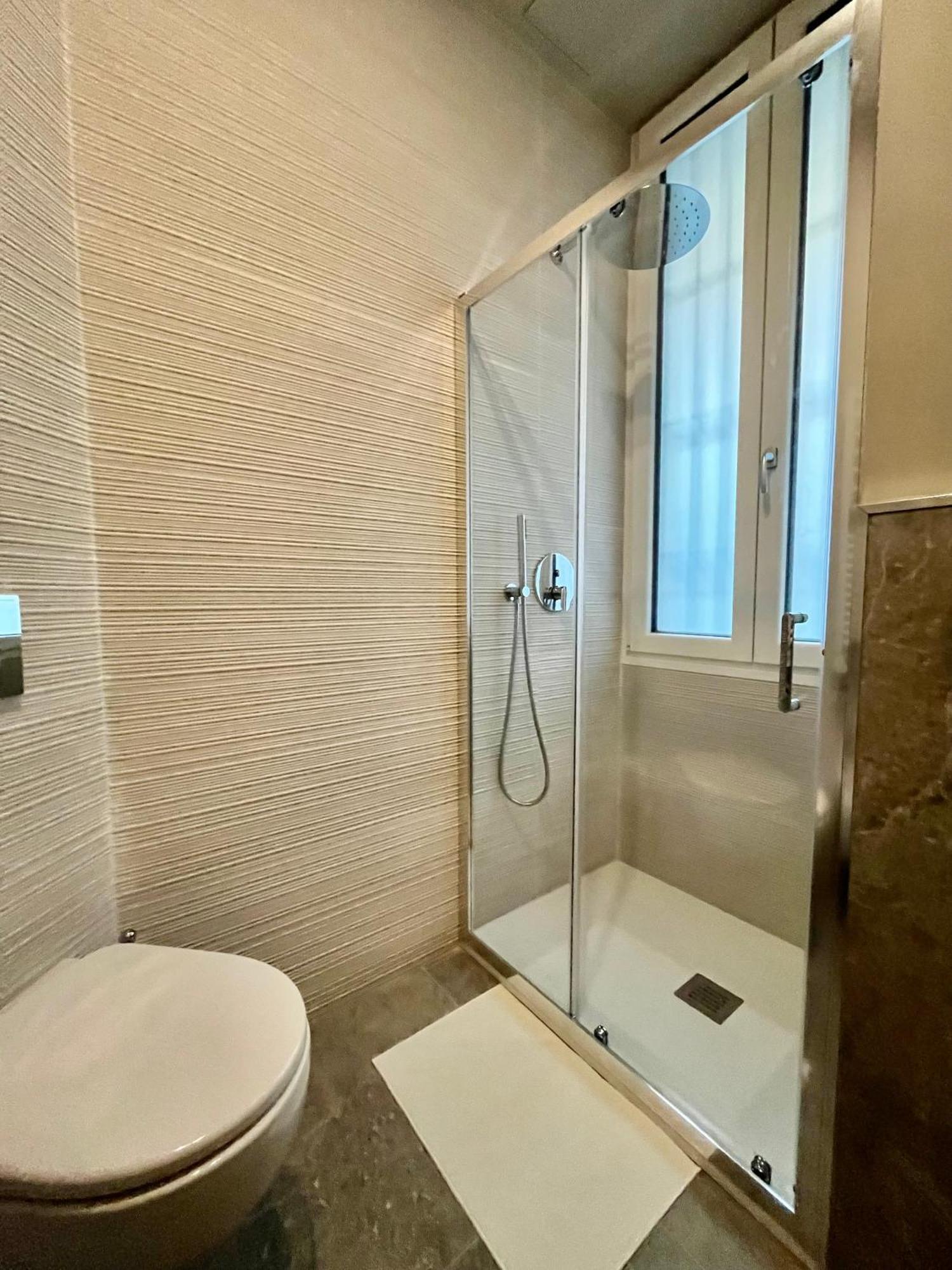 Central Side Apartment ميلان المظهر الخارجي الصورة