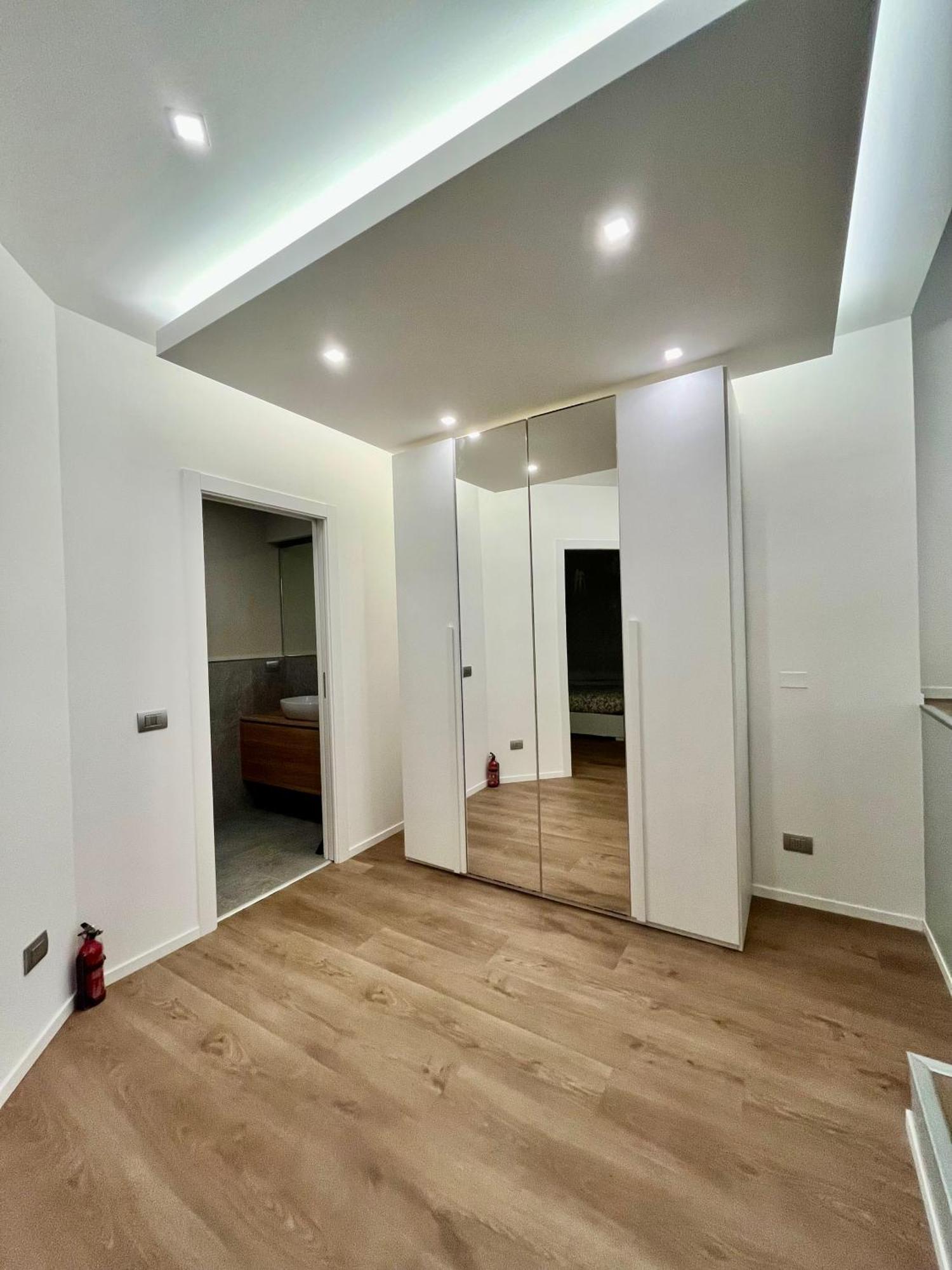 Central Side Apartment ميلان المظهر الخارجي الصورة