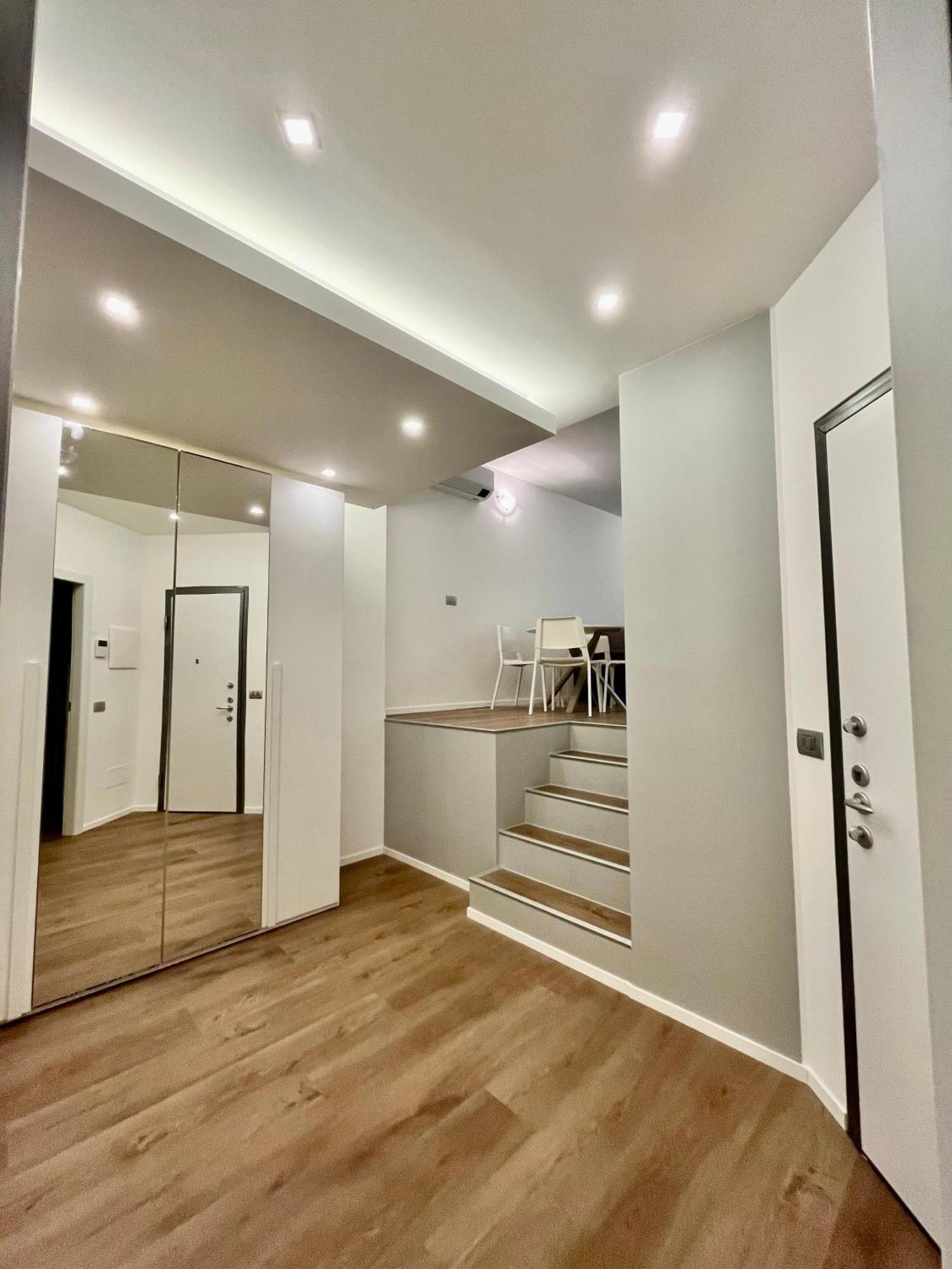 Central Side Apartment ميلان المظهر الخارجي الصورة