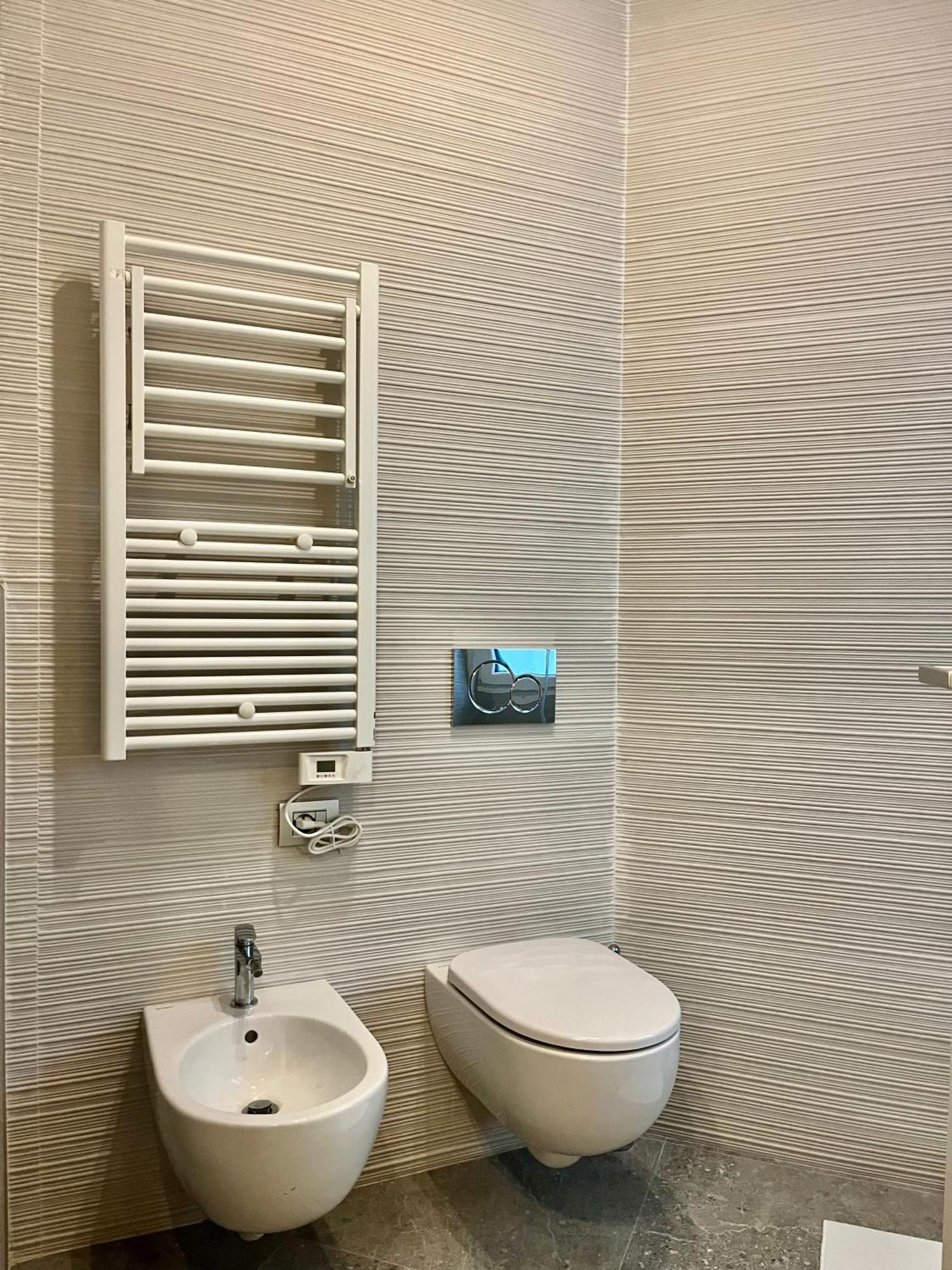 Central Side Apartment ميلان المظهر الخارجي الصورة