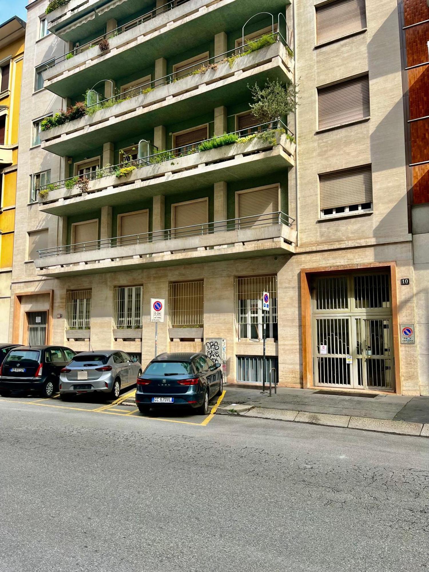 Central Side Apartment ميلان المظهر الخارجي الصورة